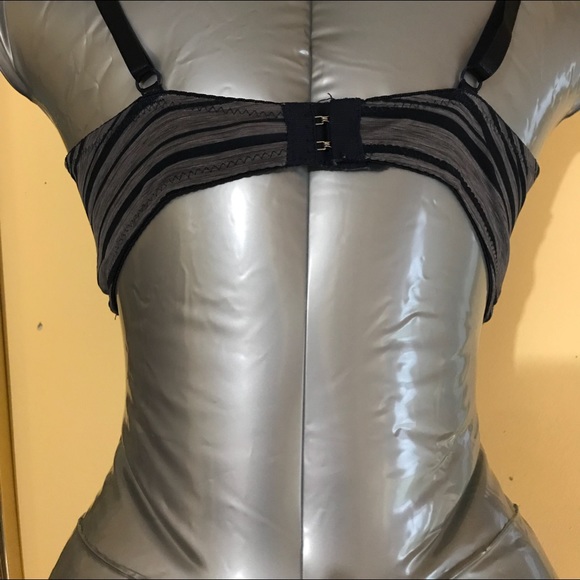 Patterned Bra - Picture 2 of 2